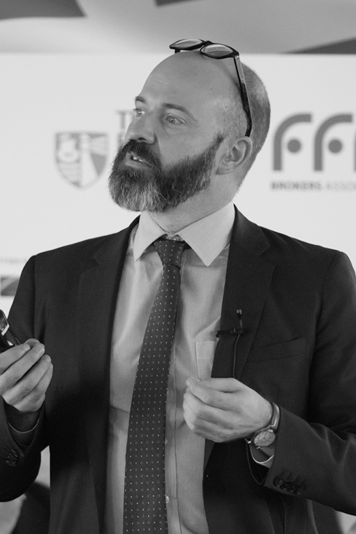 Simon Ward